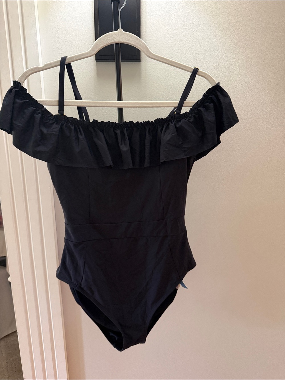 Bleu Rod Beattie Black Off-Shoulder Ruffle One-Piece Swimsuit size 8